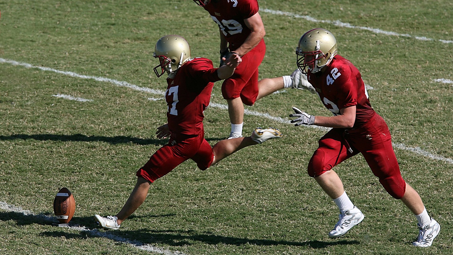 开云体育世界杯-猛龙速胜凯尔特人，小贾伦在欧冠淘汰赛接管比赛，当篮球跨越两种规则  第2张