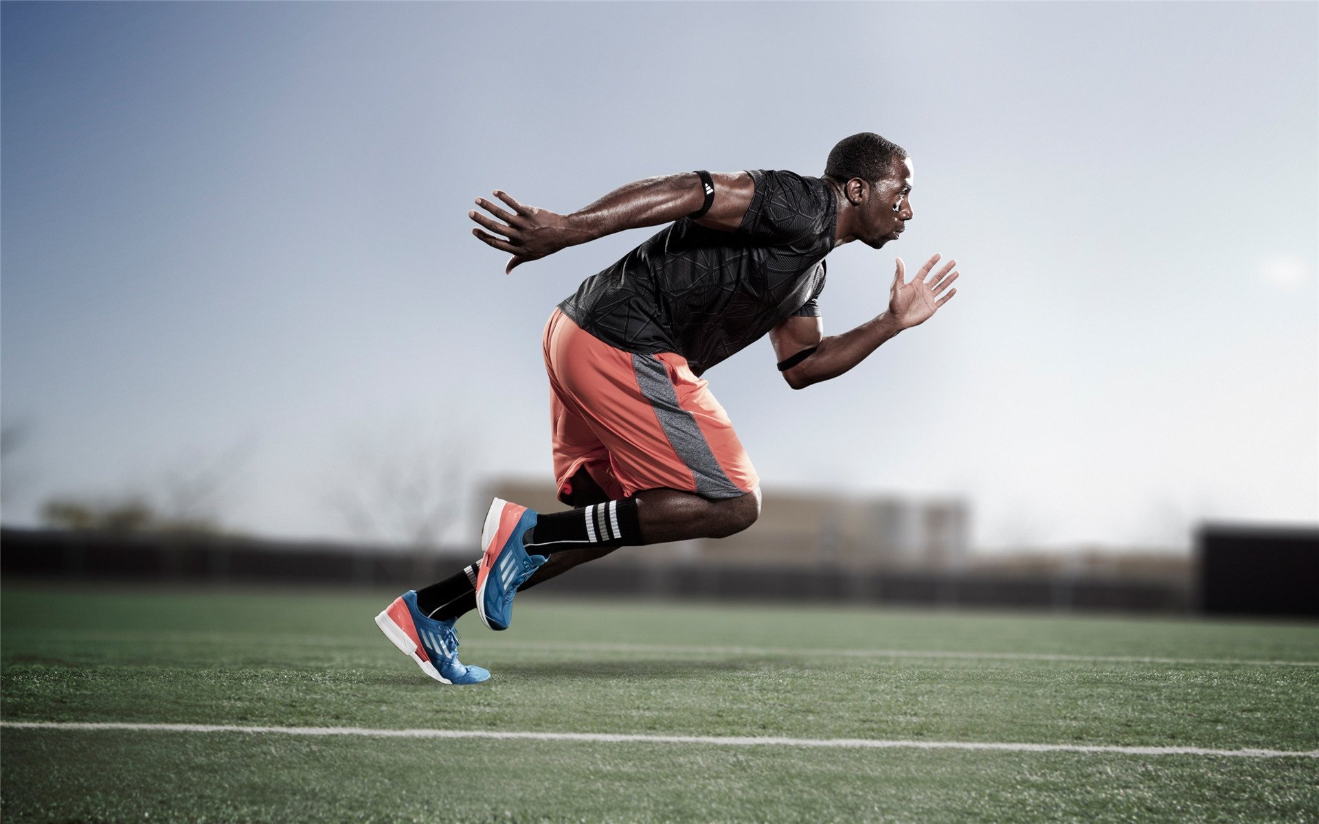 开云体育在线-欧冠半决赛之夜，巴雷拉，那个在钢铁森林里跳舞的米兰之子