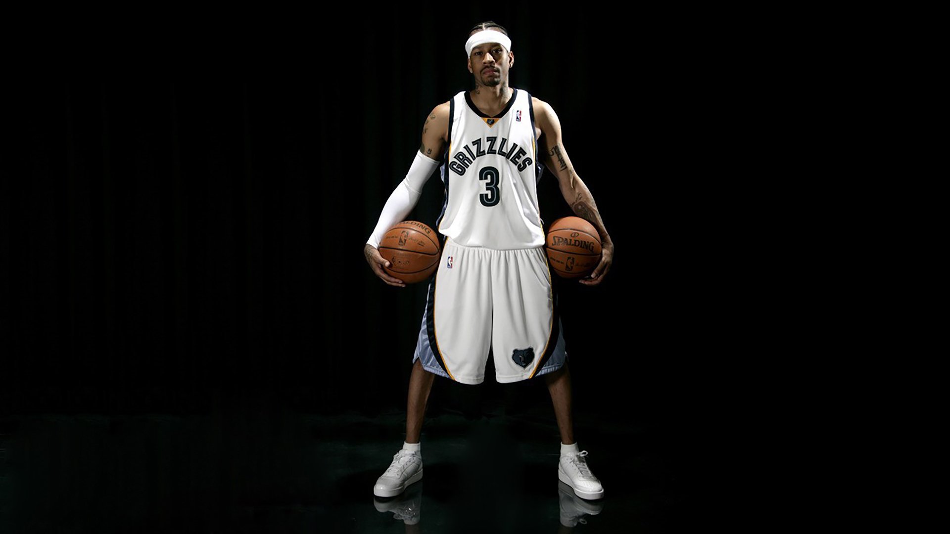 开云体育在线-F1新赛季揭幕战之夜，文班亚马的冠军级表演，当极速轰鸣遇见静默统治