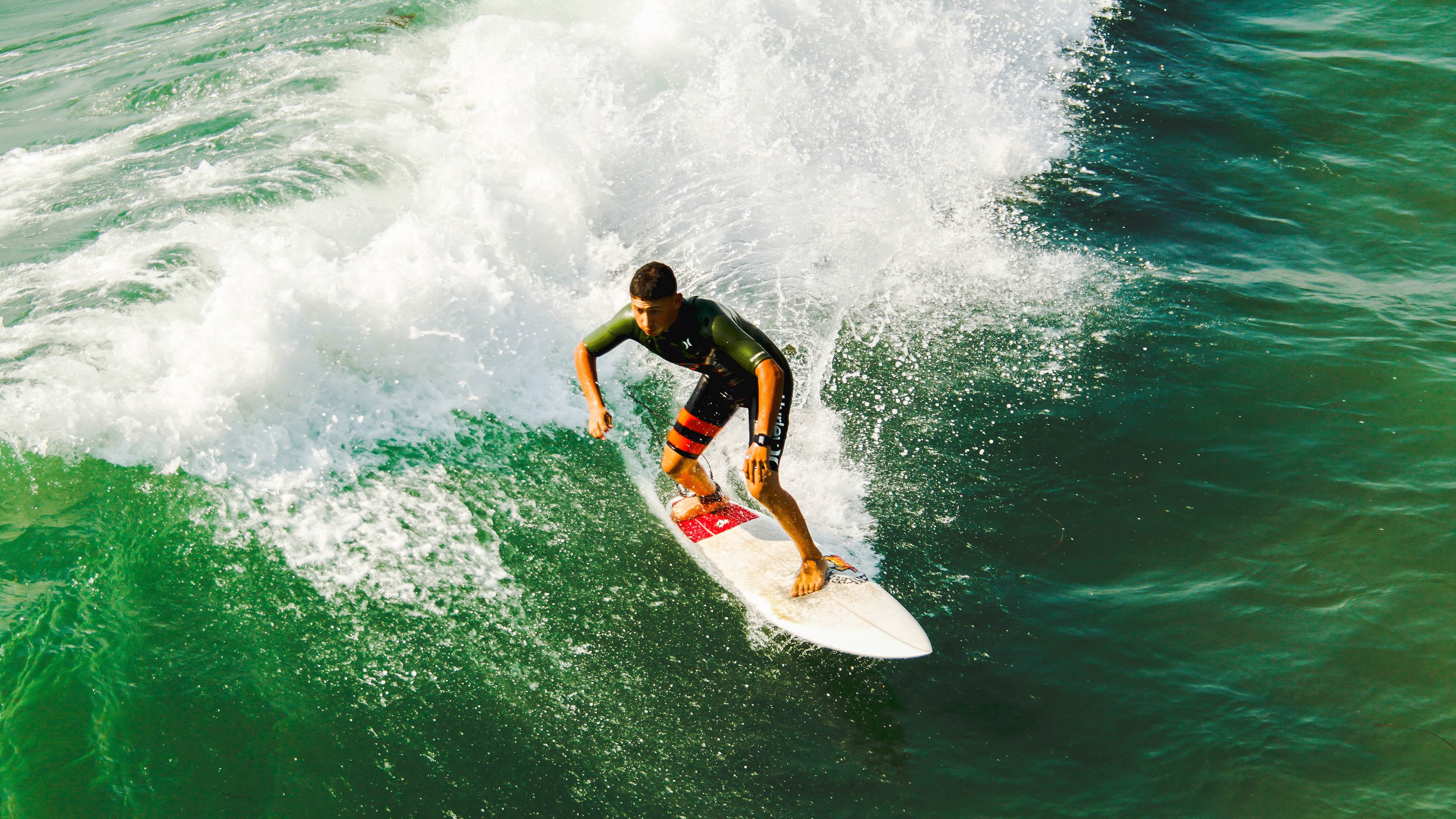 开云下载-加克波状态火热，苏格兰收割巴萨，当现代足球的暗流开始咆哮  第2张